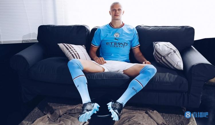 梅西职业生涯获得13座联赛冠军：西甲10冠、法甲2冠、美职联1冠