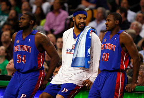 [NBA]克尼佩尔助攻 米勒三分应声入网