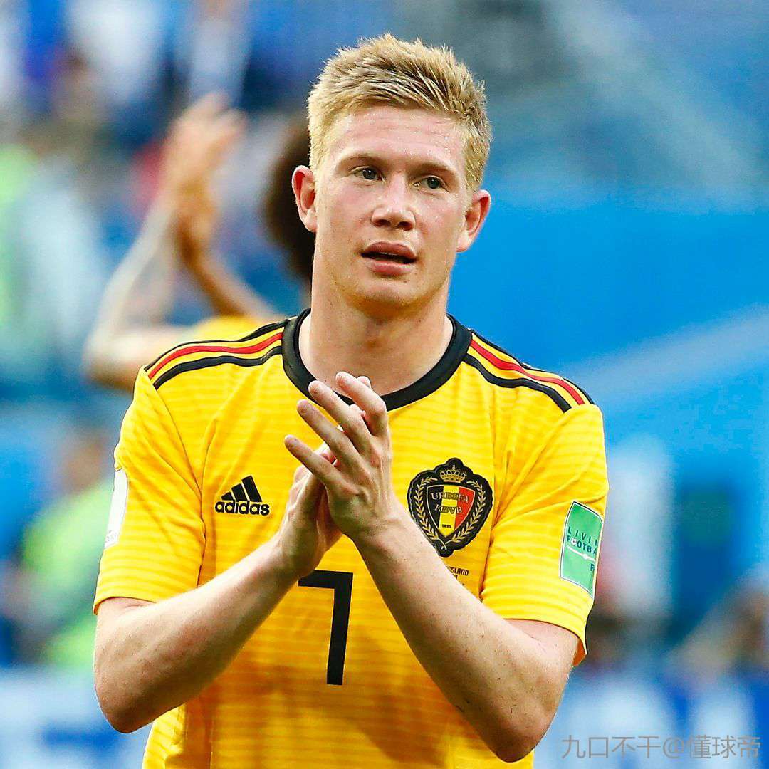 官方：米兰与18岁中场萨拉完成续约；据悉新合同到2030年