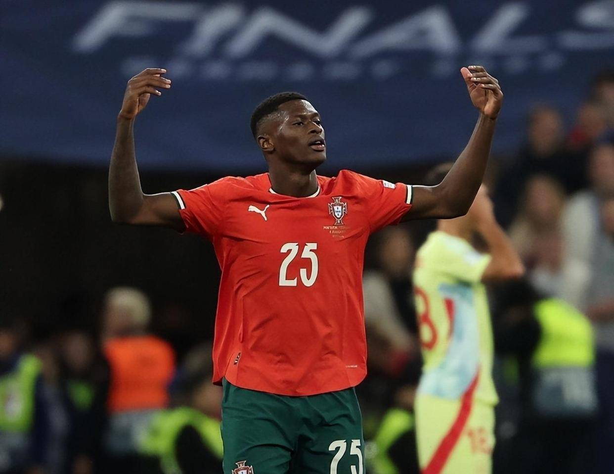 早报：长期演练少打一人，为的就是今天！