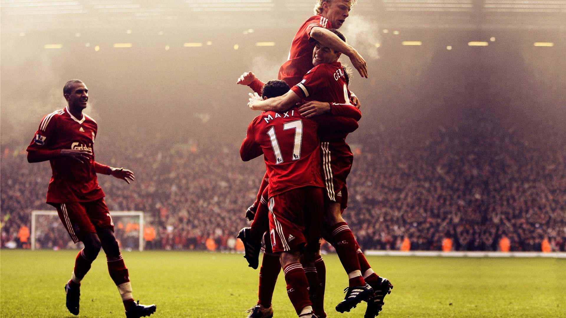 澳超战报：劳伦斯、潘宁顿建功，珀斯光荣2-1逆转喷气机