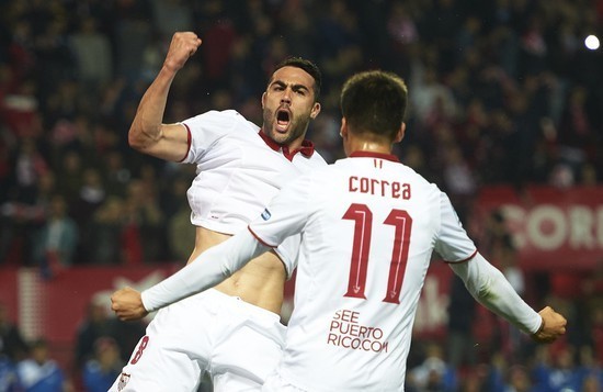 赫内斯：孔帕尼有两三个优点，他只谈论足球不给记者提供素材