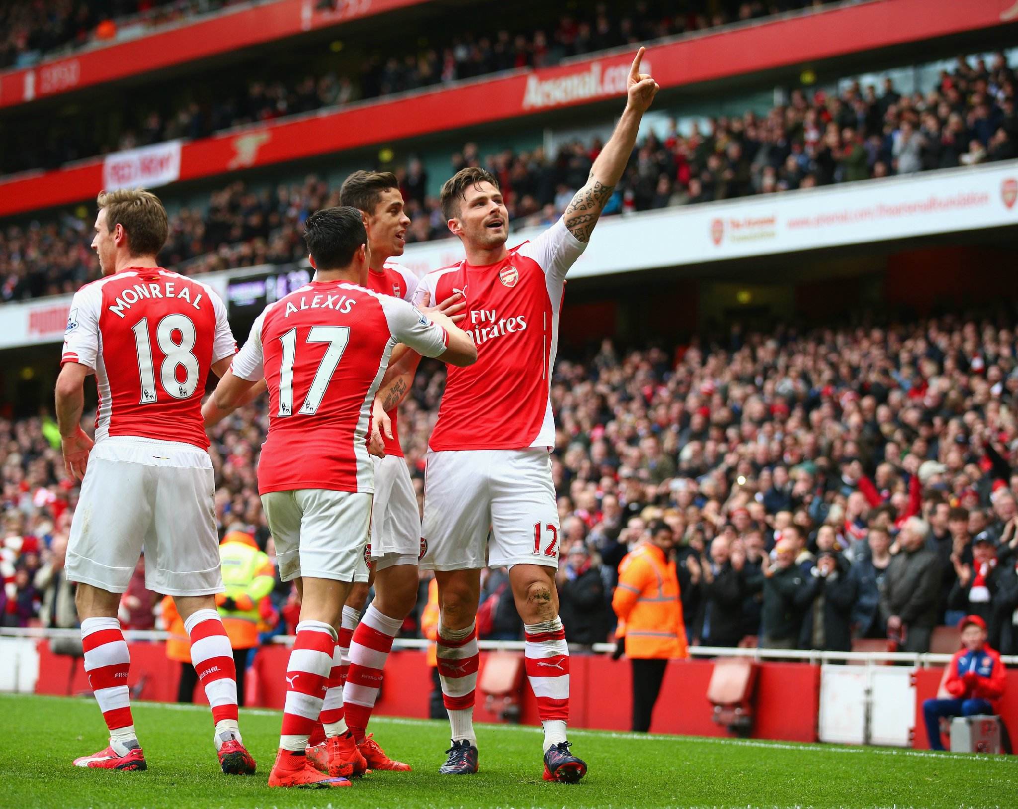 记者：拜仁对霍村前锋阿斯拉尼兴趣愈发明确，已开始相关接触