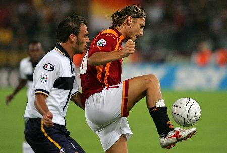 张源晒训练视频：努力备战亚冠，为漫长的赛季站好最后一班岗