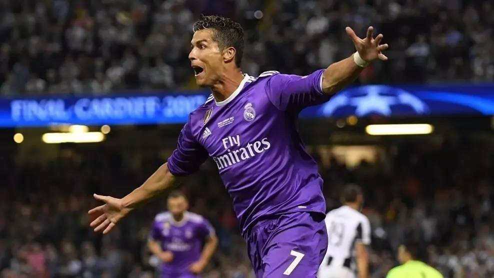 河南00后姑娘李玮洒夺得金腰带，成中国首位女子职业拳击OPBF亚洲冠军