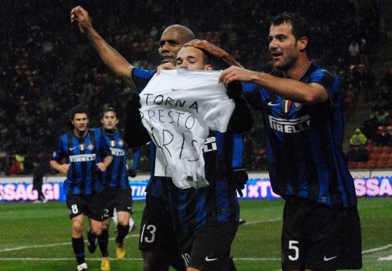 洛杉矶湖人以东契奇38分、11篮板5助攻领跑，太阳迪龙·布鲁克斯33分、吉莱斯皮28分助队反超，双方激烈对决。