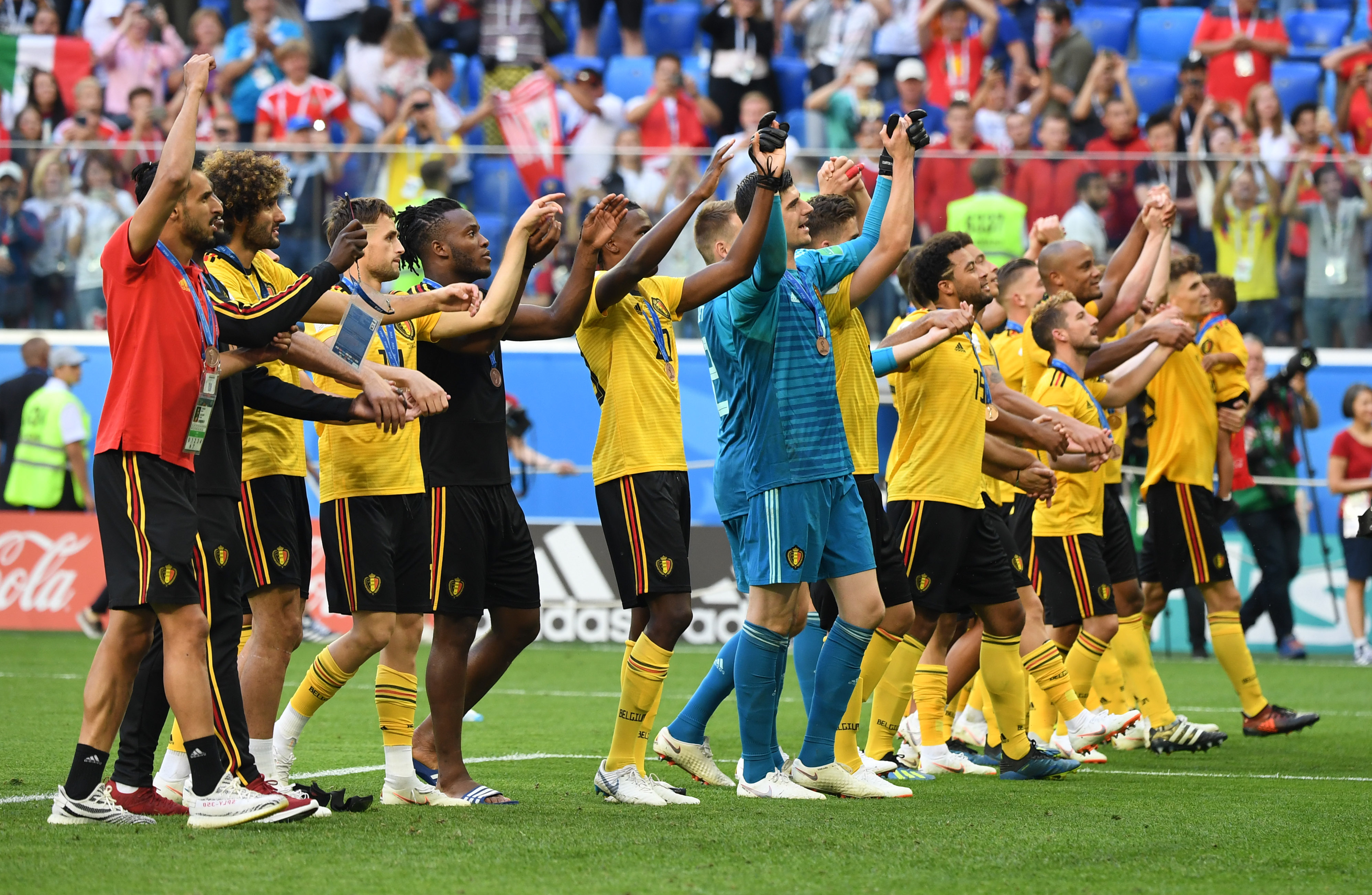 射击世界杯总决赛：江伊婷满中夺冠 中国队四金收官